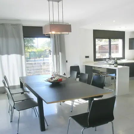 104664 In Villa *